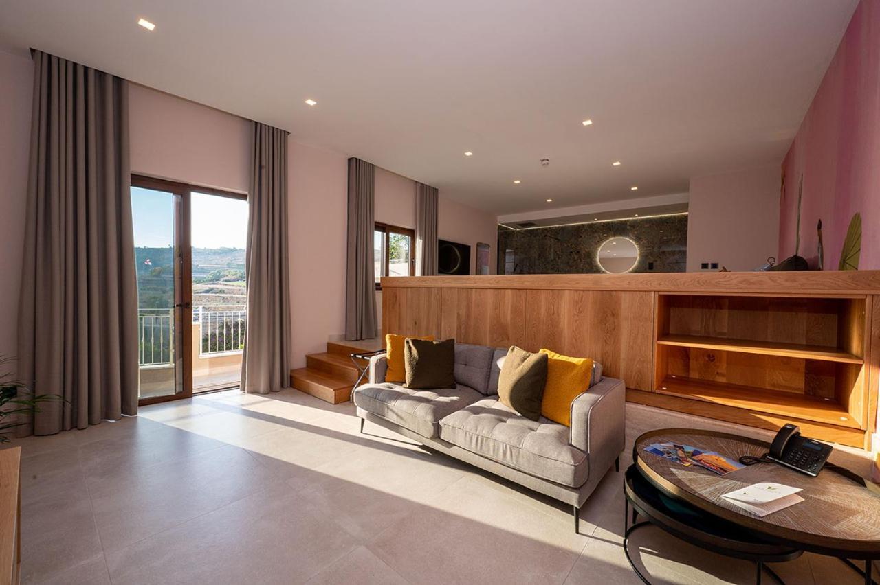 فندق Viewpoint Boutique Living كْسْليندي المظهر الخارجي الصورة